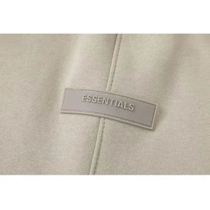 Essentials 8th Collection Flocking Letter Print Short